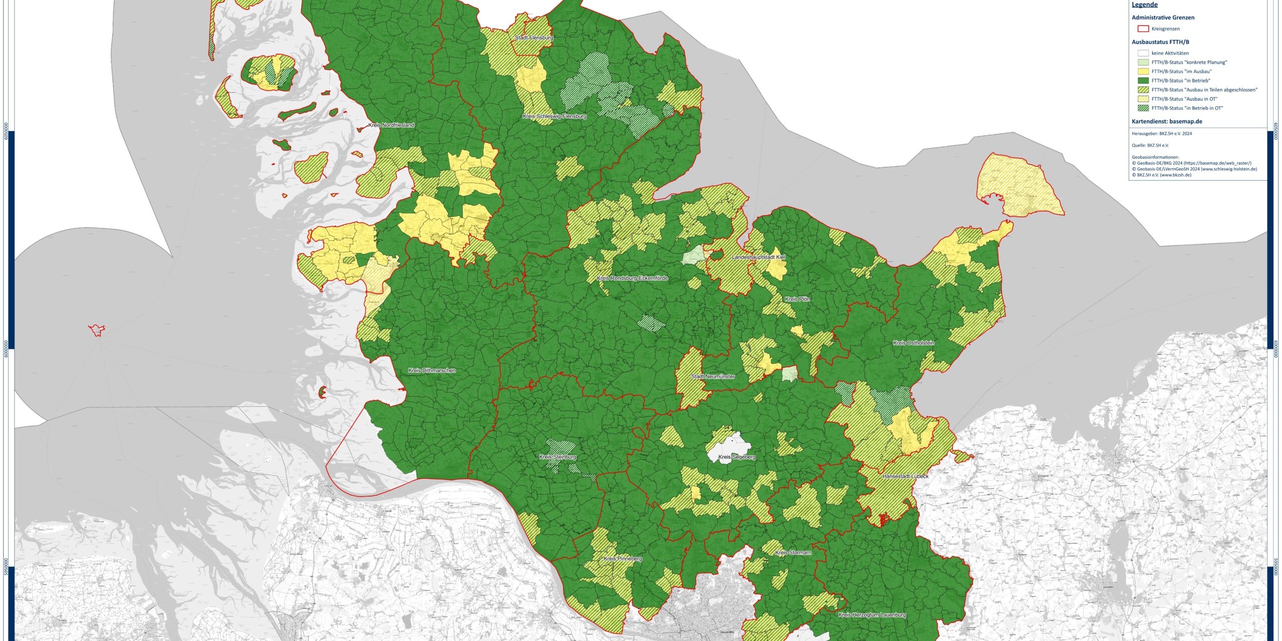 Karte von Schleswig-Holstein und Umgebung, die unterschiedliche Gemeinden in verschiedenen Farben zeigt. Grün dominiert, einige Bereiche in Gelb oder Weiß. Legende oben rechts erklärt die Farbcodierung. Umgebung grau dargestellt.