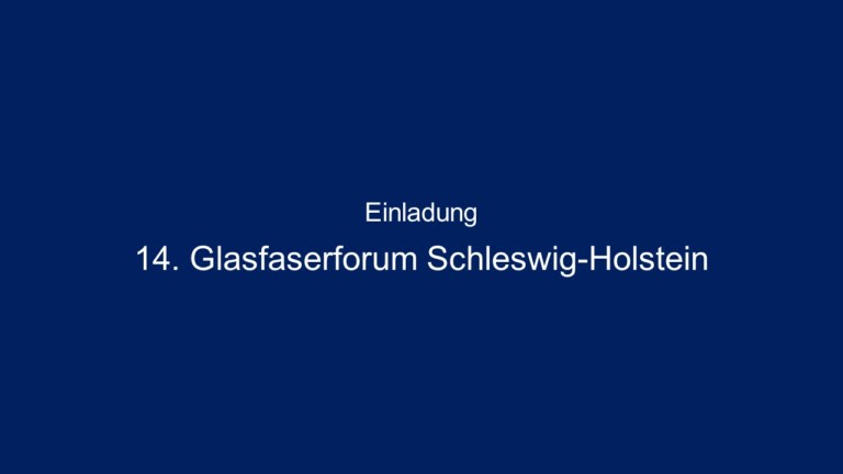 Weißer Text auf dunkelblauem Hintergrund: "Einladung 14. Glasfaserforum Schleswig-Holstein".